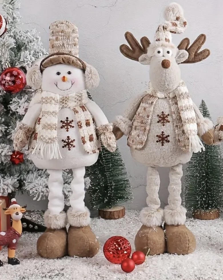 Expandable Plush Holiday Figurine